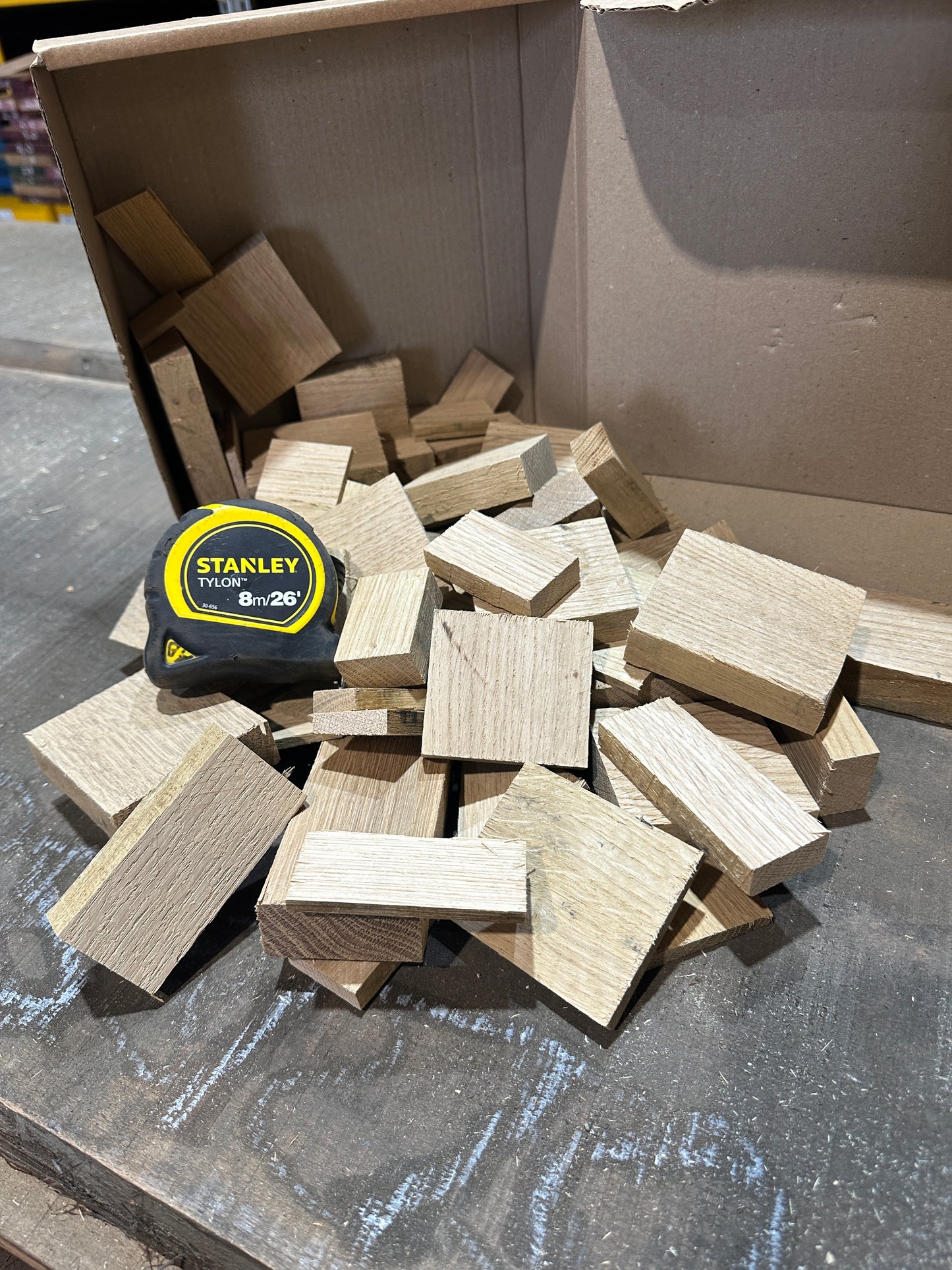 Oak Chunks 1.9kg Box